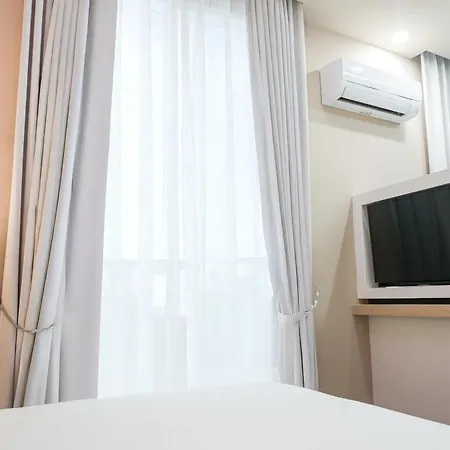 Πανσιόν Corso Boutique Luxury 3*