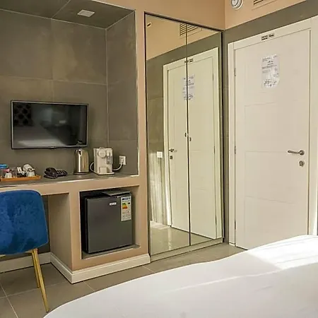 Corso Boutique Luxury Affittacamere 4*