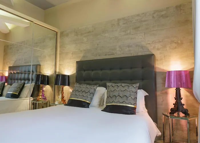 Corso Boutique Luxury 4* Roma